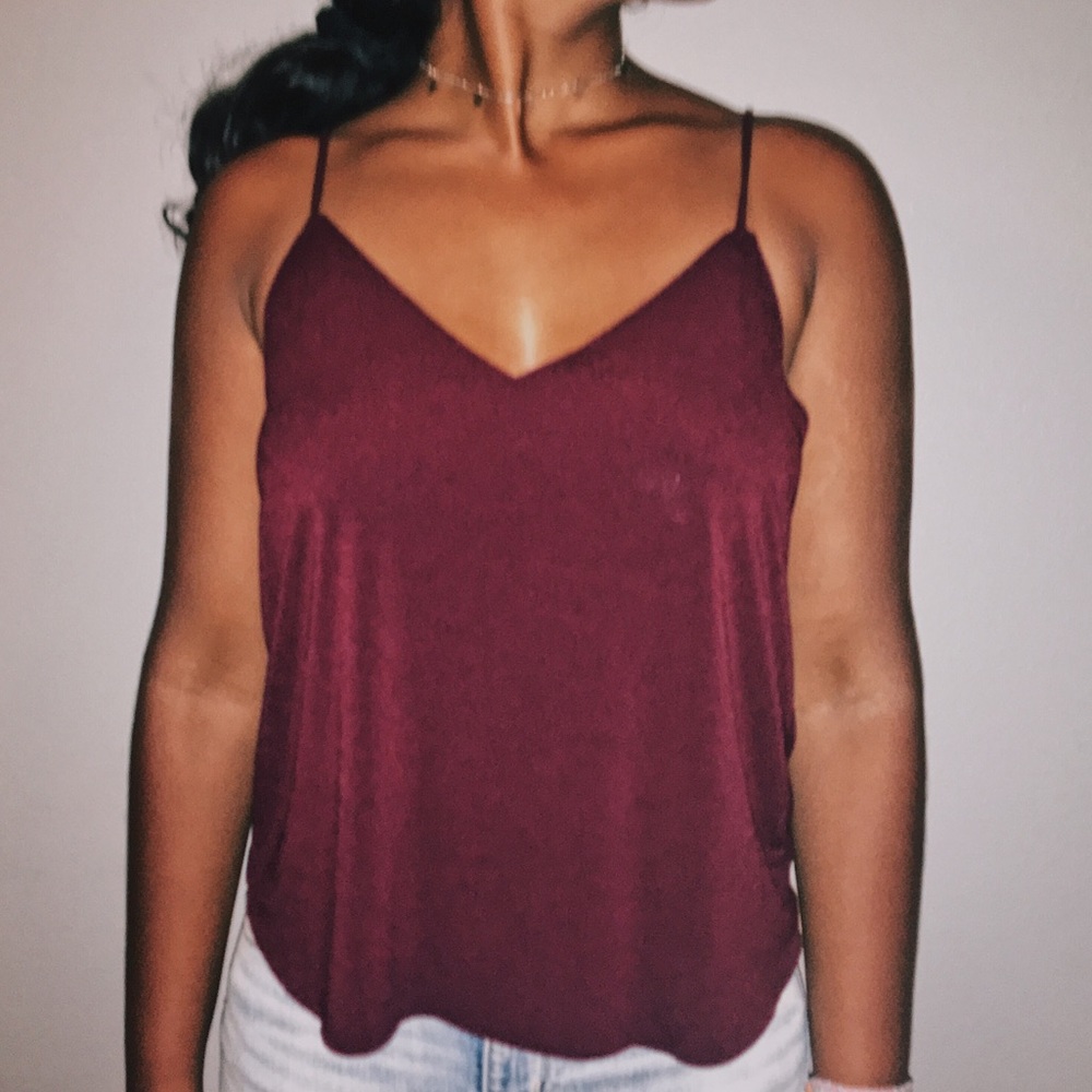 brandy melville maroon tank top!!